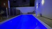 Casa Z Amndio, com piscina - 10 Pessoas - Bombas