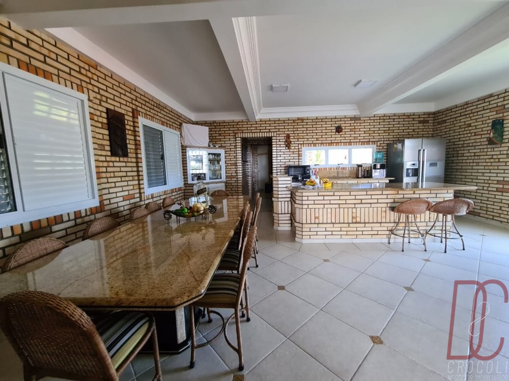 Casa de Pedra - 14 pessoas - Bombinhas