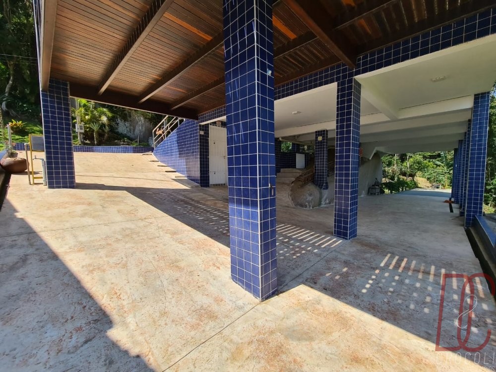 Casa de Pedra - 14 pessoas - Bombinhas