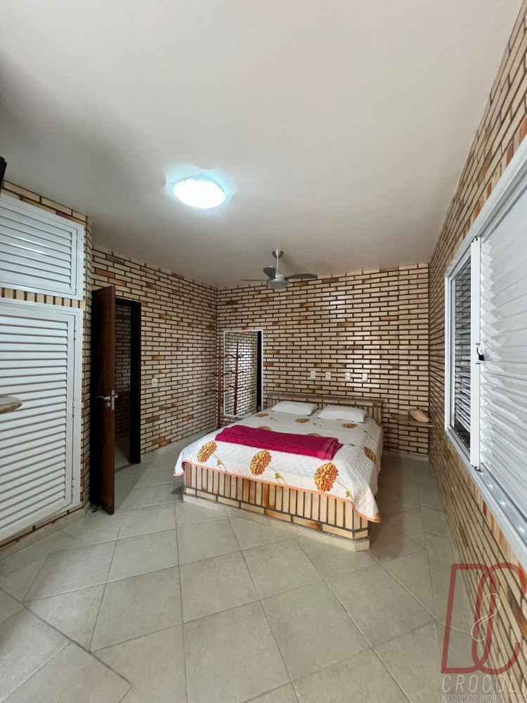 Casa de Pedra - 14 pessoas - Bombinhas