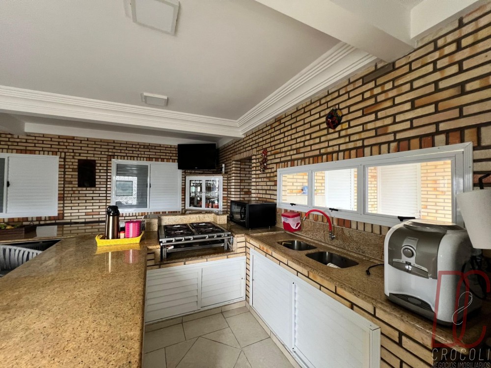 Casa de Pedra - 14 pessoas - Bombinhas