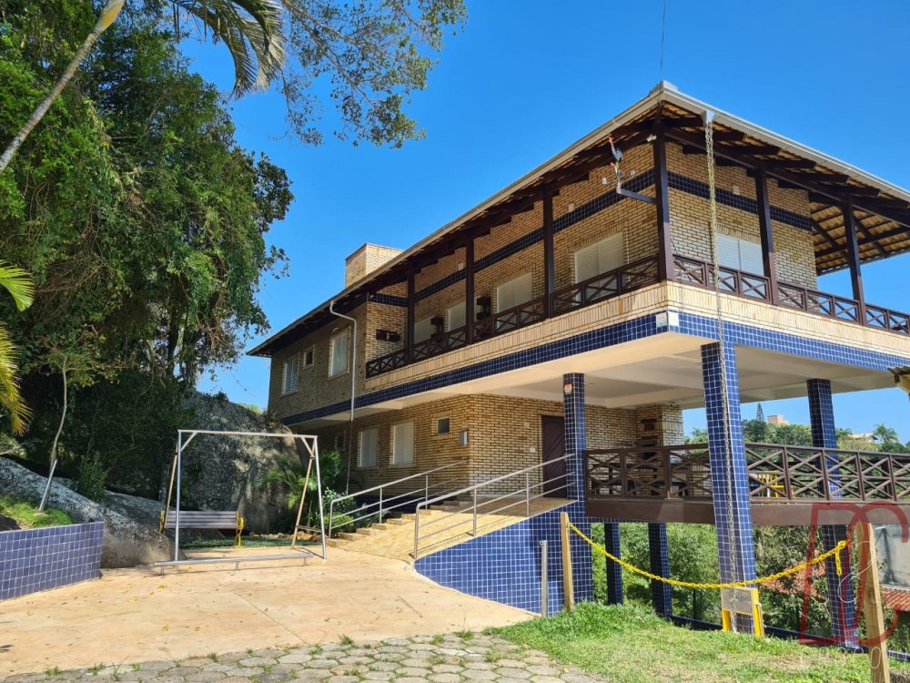 Casa de Pedra - 14 pessoas - Bombinhas