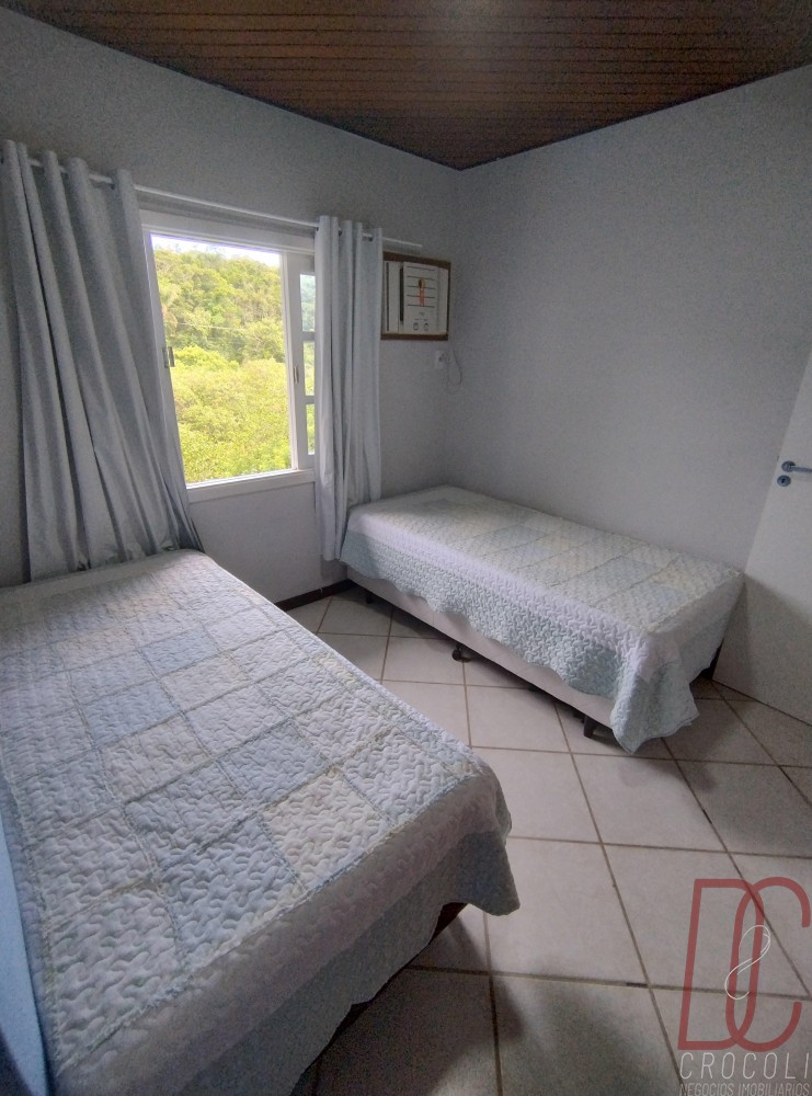 Ap 04 Uirapuru - 08 pessoas - Bombas