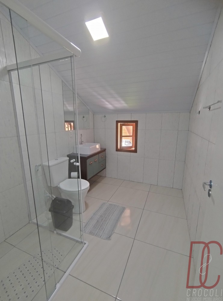 Ap 04 Uirapuru - 08 pessoas - Bombas