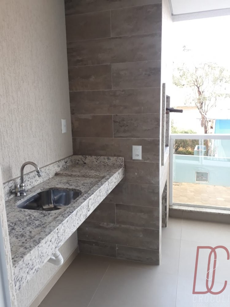 Ap 01 Ed. Viena Park - 6 pessoas - Bombinhas