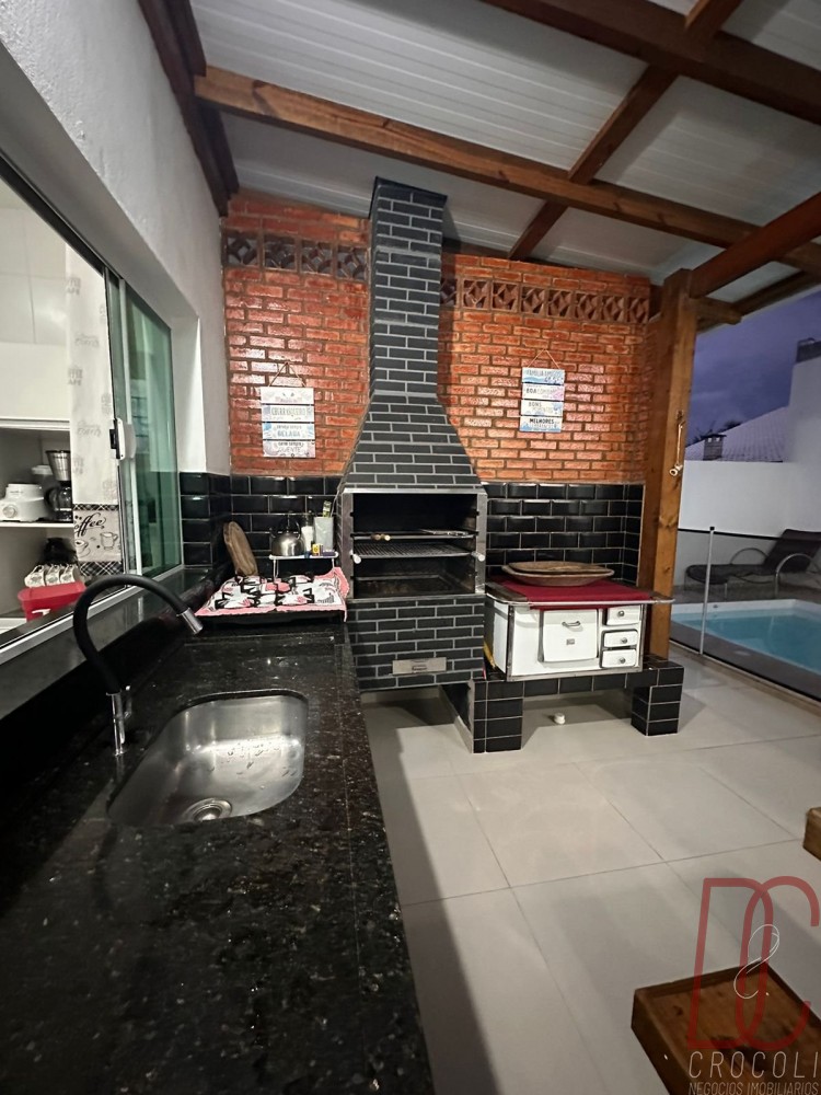 Casa Z Amndio, com piscina - 10 Pessoas - Bombas