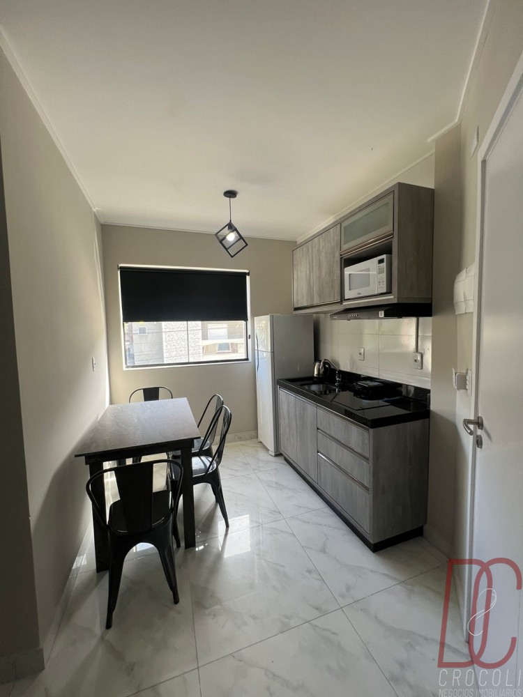 Apto 4 pessoas - 500m do mar - Bombinhas Centro