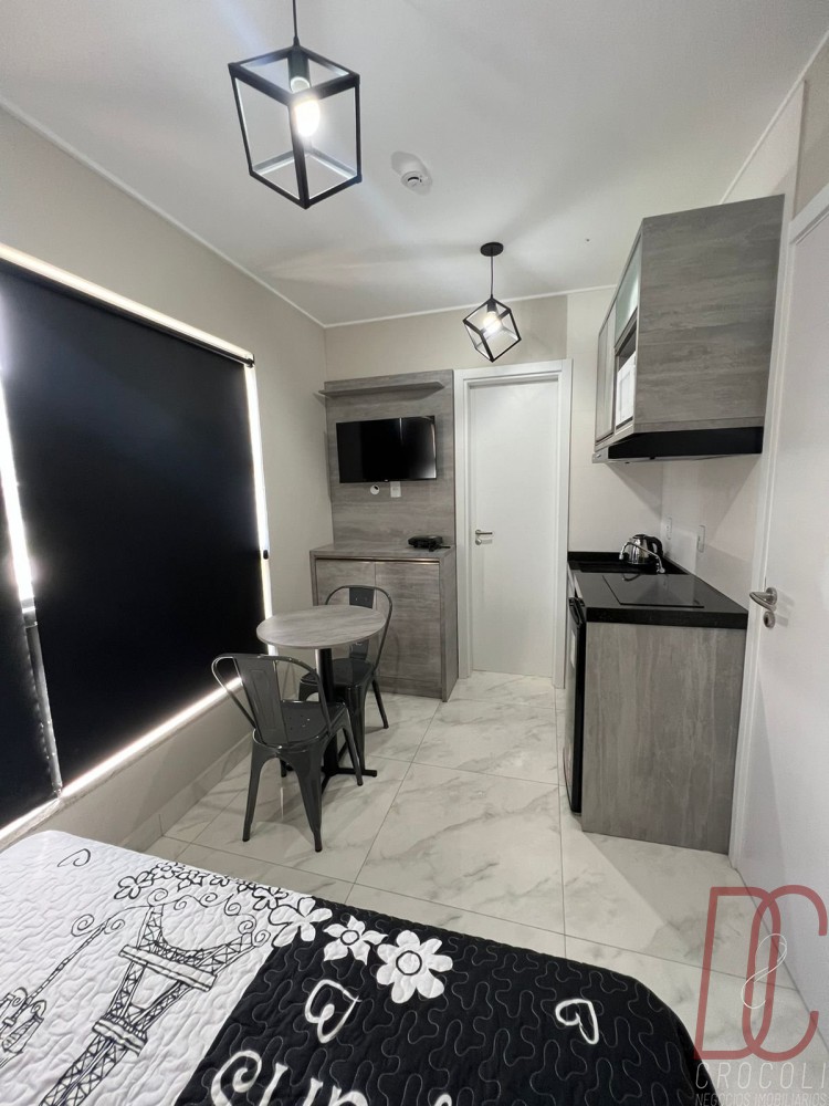 Apto 2 pessoas - 500m do mar - Bombinhas Centro