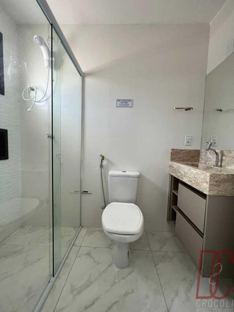 Apto 2 pessoas - 500m do mar - Bombinhas Centro