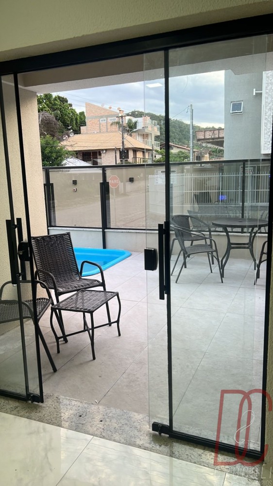 Apto 2 pessoas - 500m do mar - Bombinhas Centro