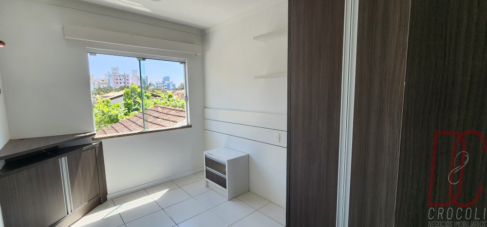 Apto 3 quartos 2 vagas - 550m da praia - Bombas