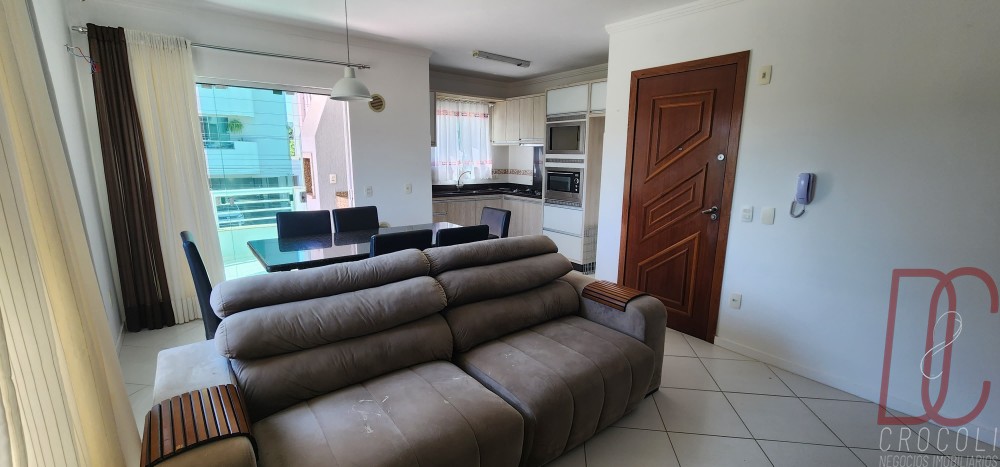 Apto 3 quartos 2 vagas - 550m da praia - Bombas