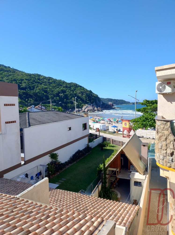 Apto Triplex - 3 Sutes - 30m do mar Bombas