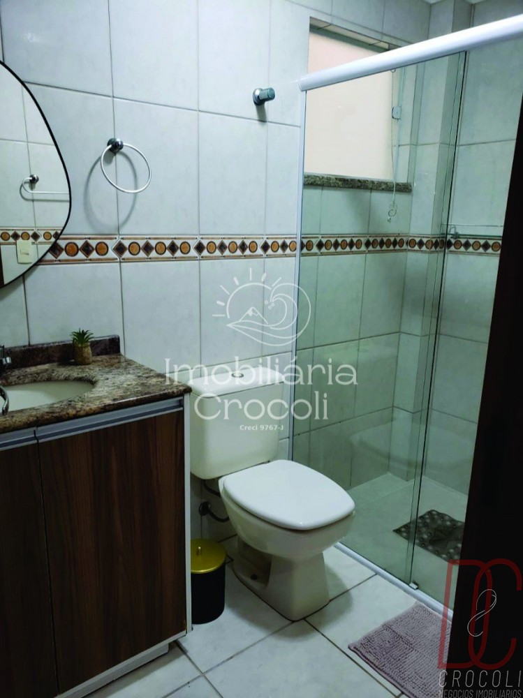 Apartamento em Bombas, 3 quartos, 2 vagas