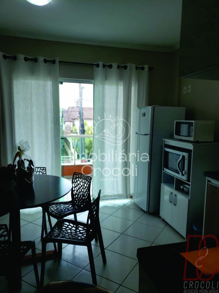 Apartamento em Bombas, 3 quartos, 2 vagas