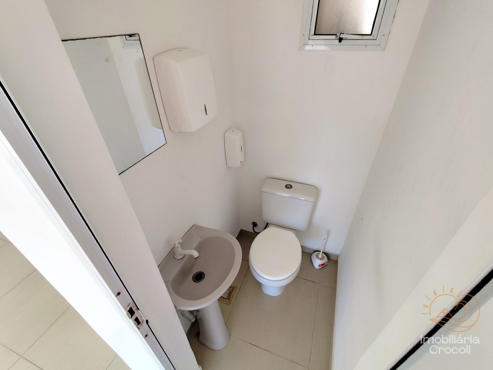 Sala Comercial Av. Leopoldo Zarling - Bombas