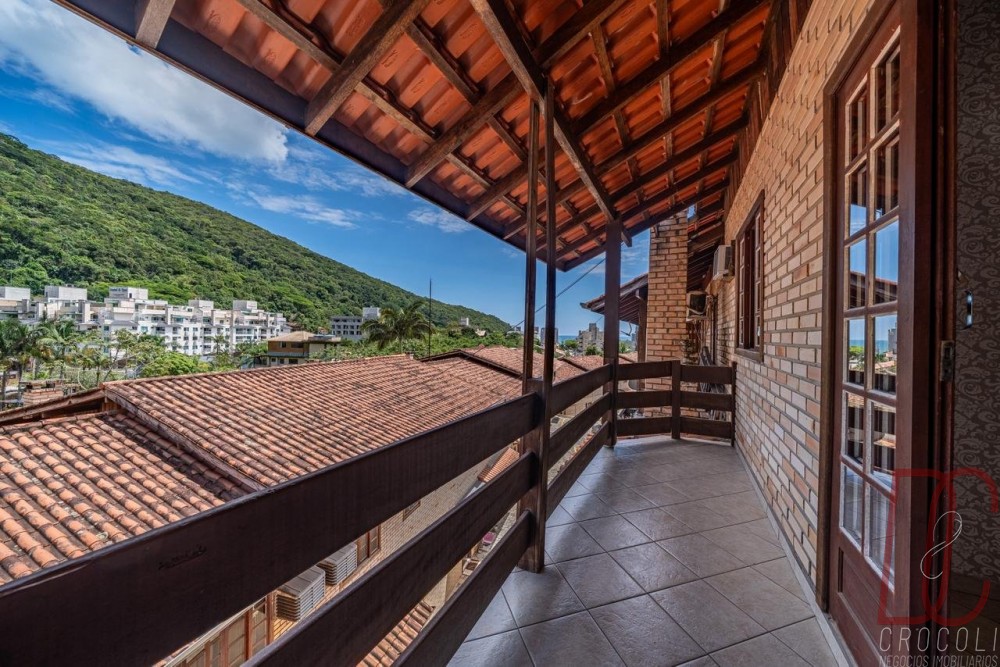 Cost�o Bombas (6Pax) 350m do mar c/ churrasqueira