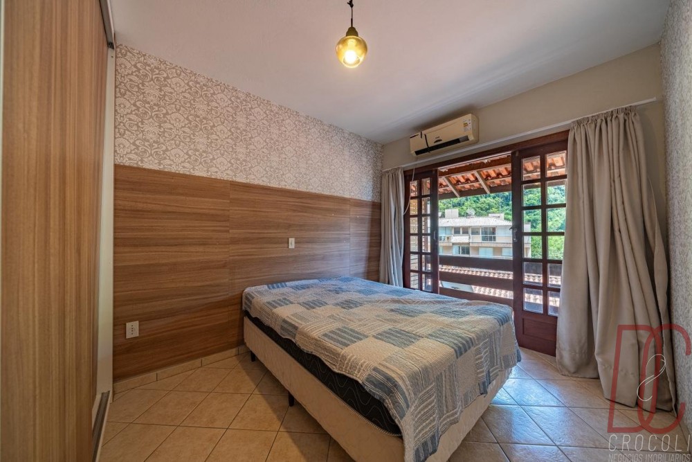 Cost�o Bombas (6Pax) 350m do mar c/ churrasqueira
