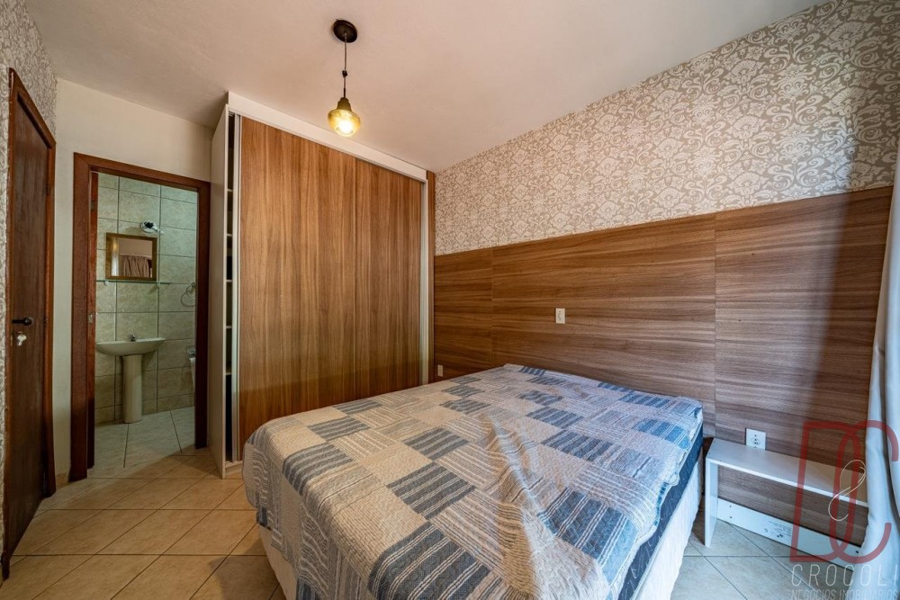 Cost�o Bombas (6Pax) 350m do mar c/ churrasqueira