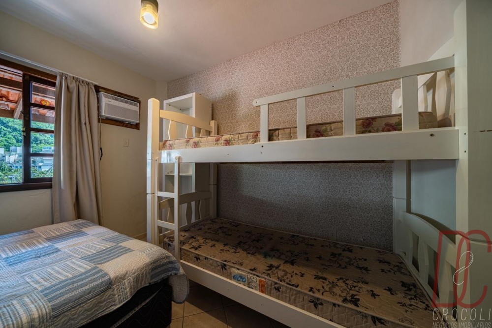 Cost�o Bombas (6Pax) 350m do mar c/ churrasqueira